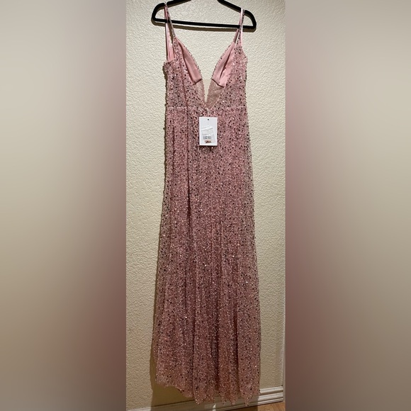 NWT Mac Duggal Embellished Plunged Neck Sleeveless Trumpet Gown Rose Size 10 - Picture 8 of 12